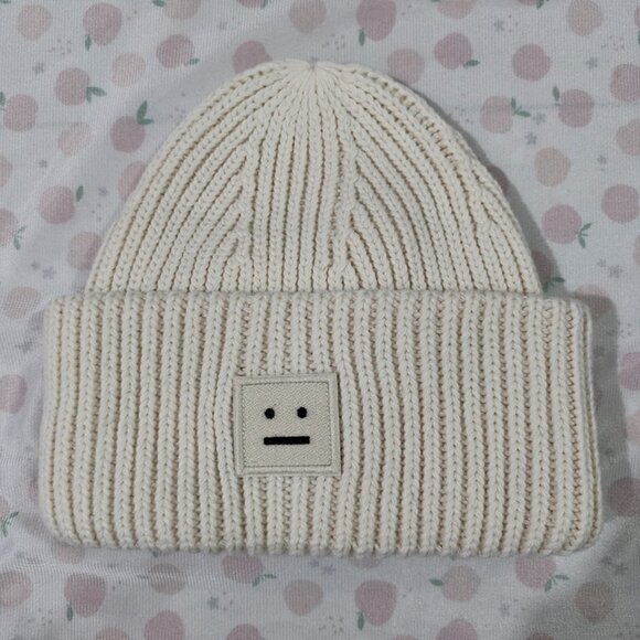 Acne Studios White Knit Hat With A Smiley Face Logo - Picture 1 of 5